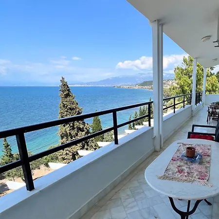 Sea Side Alexandra Apartment Alissos