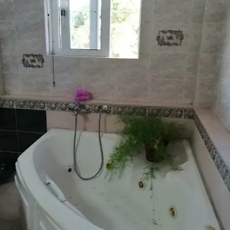 Apartament Sea Side Alexandra *