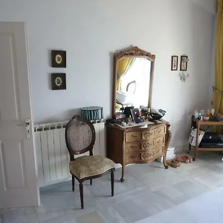 Apartment Sea Side Alexandra